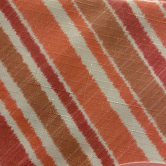 Spill proof tablecloth, striped tablecloth,pink tablecloth, 70” round tablecloth - Picture 4 of 11